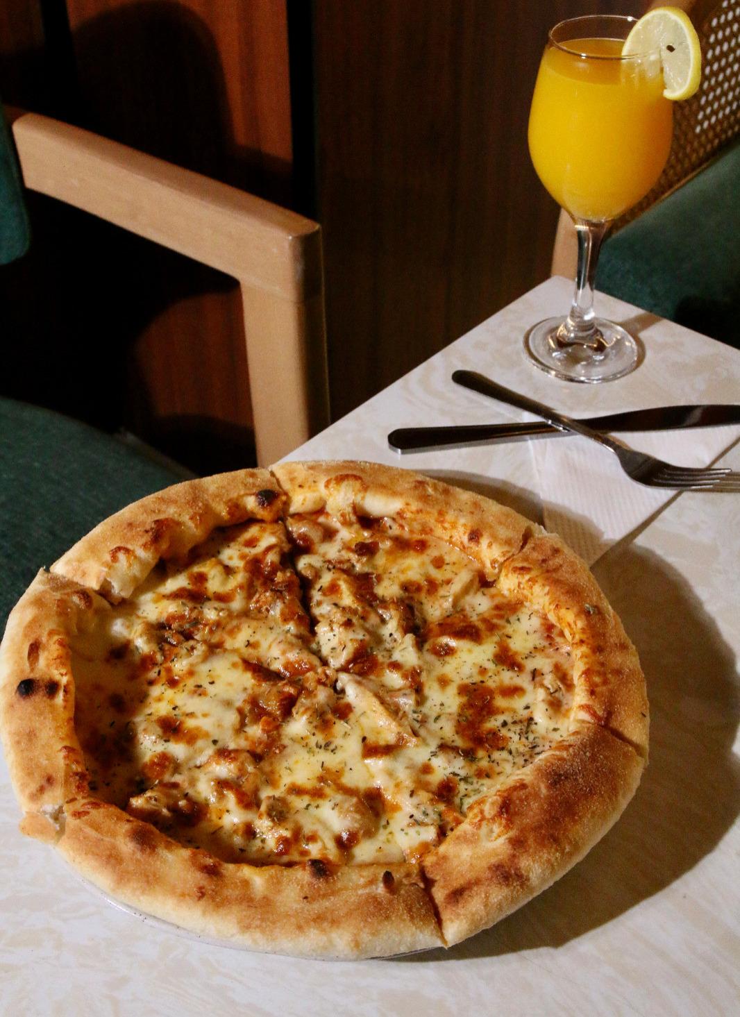 بيتزا الدجاج