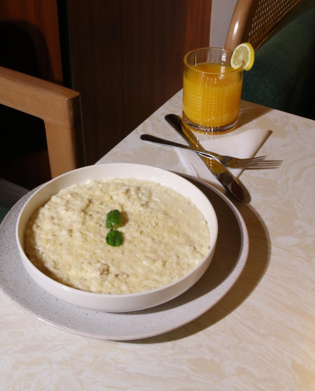 روزيتو بالكريمة والدجاج