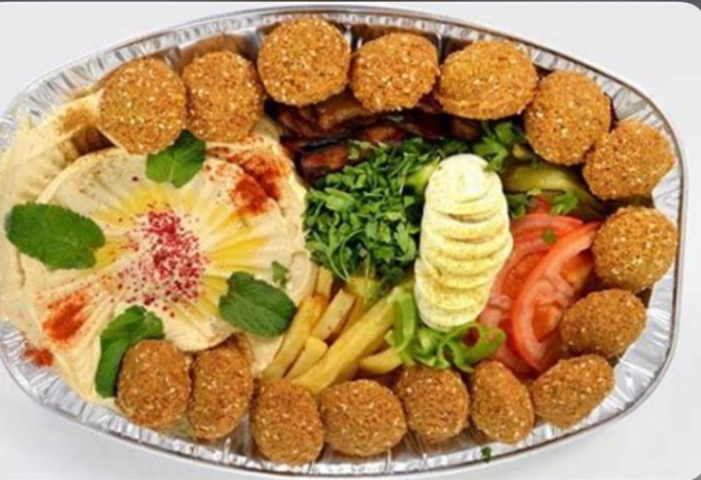 صحن فلافل مشكل كبير