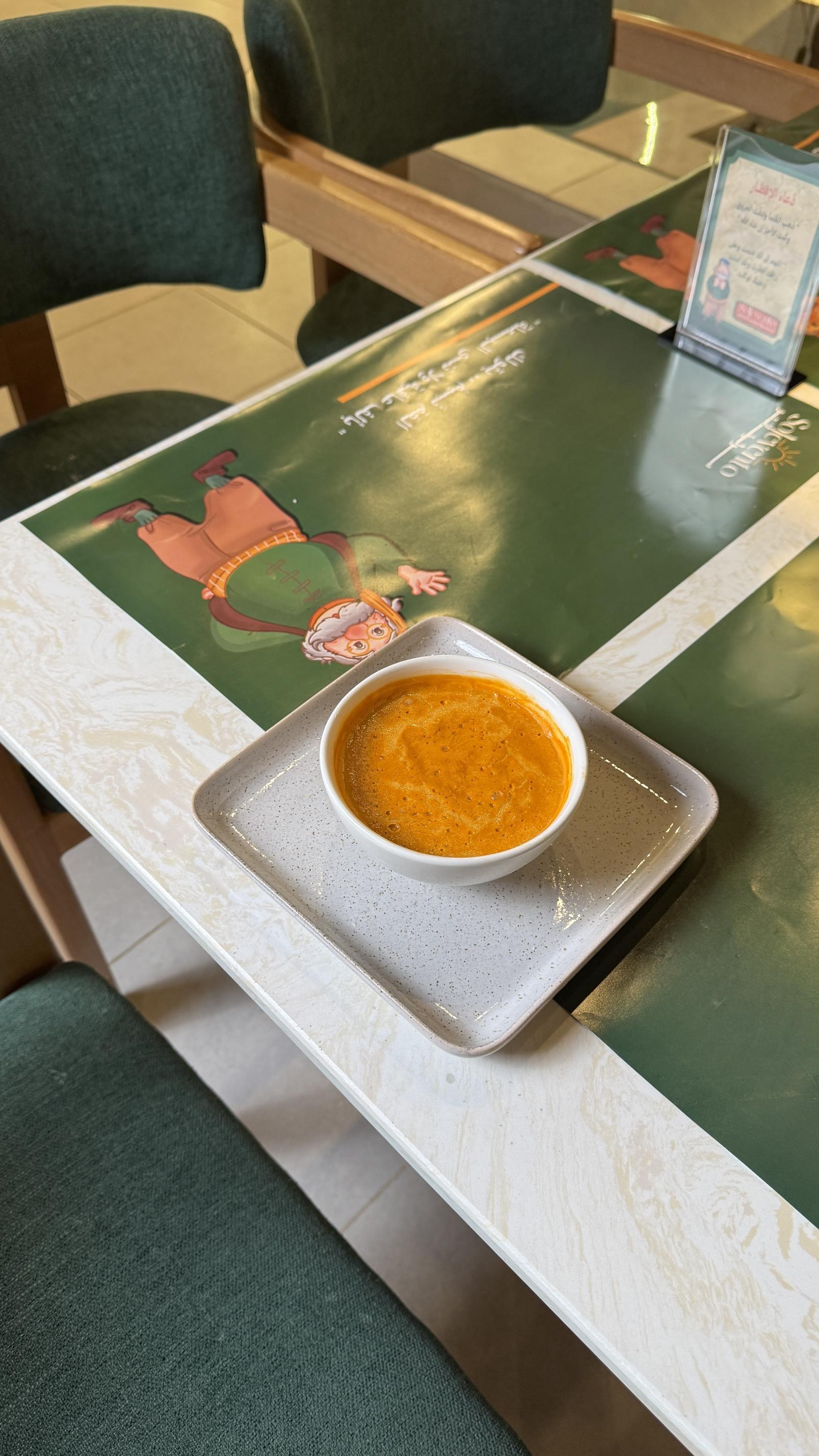 شوربة الشوفان الحمراء